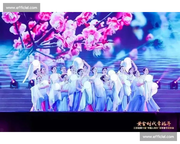 《欢庆夕阳舞动青春老年广场舞比赛展现活力与风采》 《欢庆夕阳舞动青春老年广场舞比赛展现活力与风采》